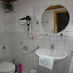 Haus Sandra 4, 2 Einzelbetten U Schlafcouch Апартаменты *