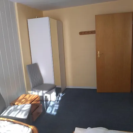 Haus Sandra 4, 2 Einzelbetten U Schlafcouch Daire