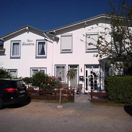 Haus Sandra 4, 2 Einzelbetten U Schlafcouch Dahme