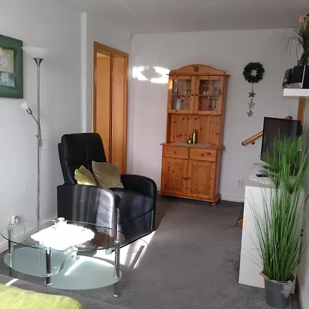 Haus Sandra 4, 2 Einzelbetten U Schlafcouch Dahme